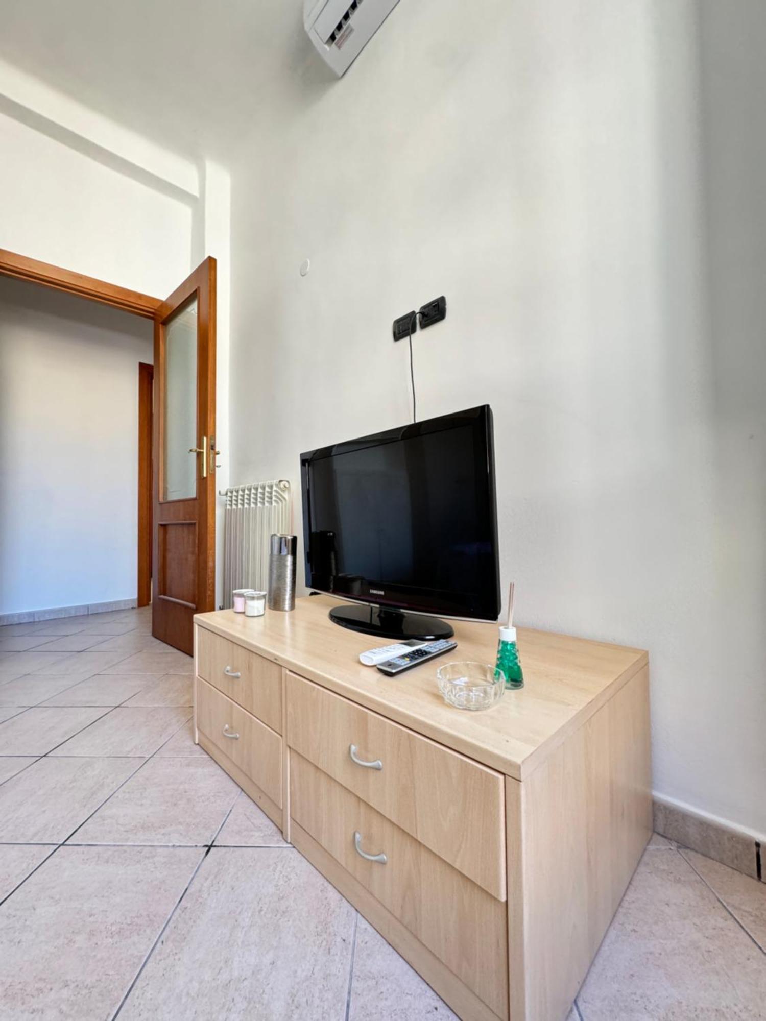 Una Stanza Nel Bunker Hotel Genoa Exterior photo
